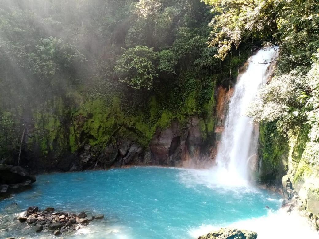 Posada Rio Celeste In Bed & Breakfast ภายนอก รูปภาพ