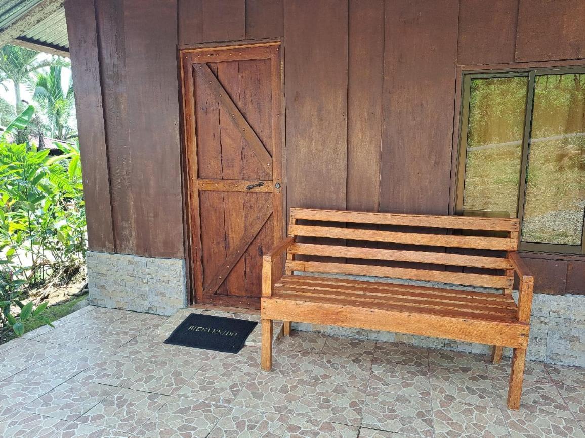 Posada Rio Celeste In Bed & Breakfast ภายนอก รูปภาพ