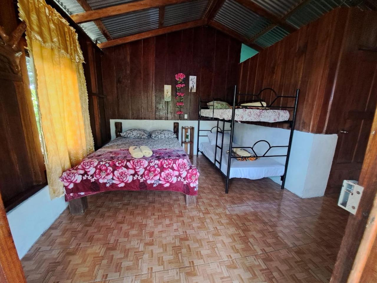 Posada Rio Celeste In Bed & Breakfast ภายนอก รูปภาพ